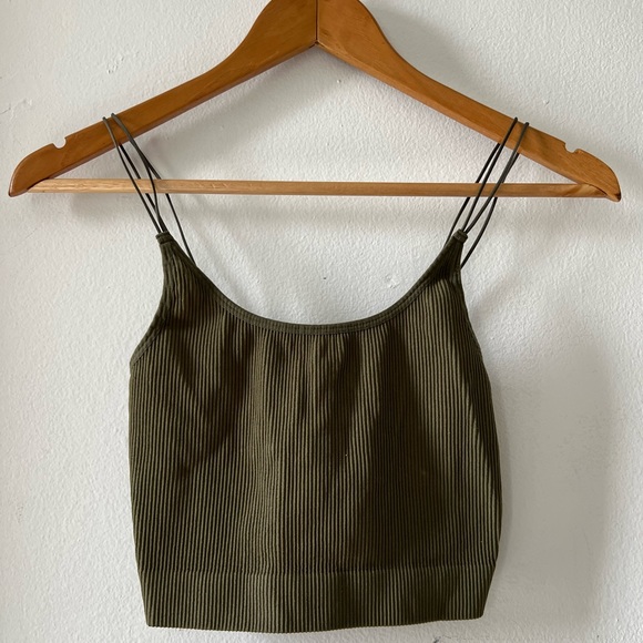 Sunday Best (Aritzia) Tank - Picture 1 of 1